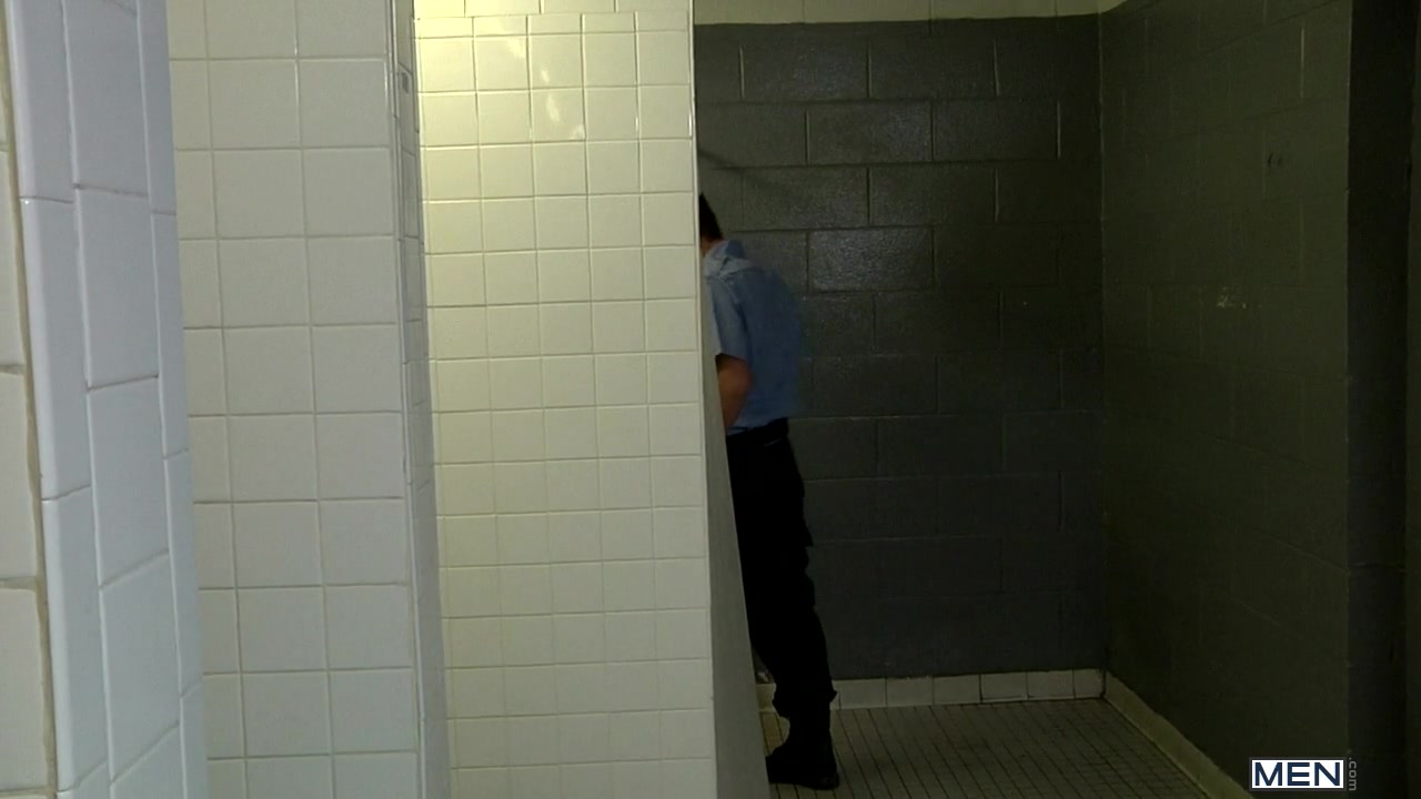 Prison Shower - GayHardFuck.com